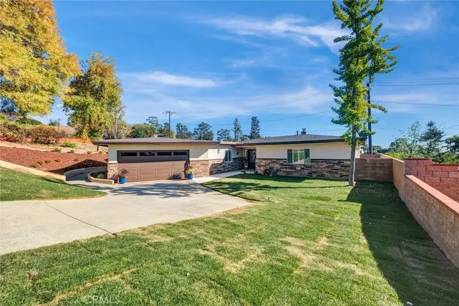 382 Alta Pine, Altadena, CA 91001 - Image #3