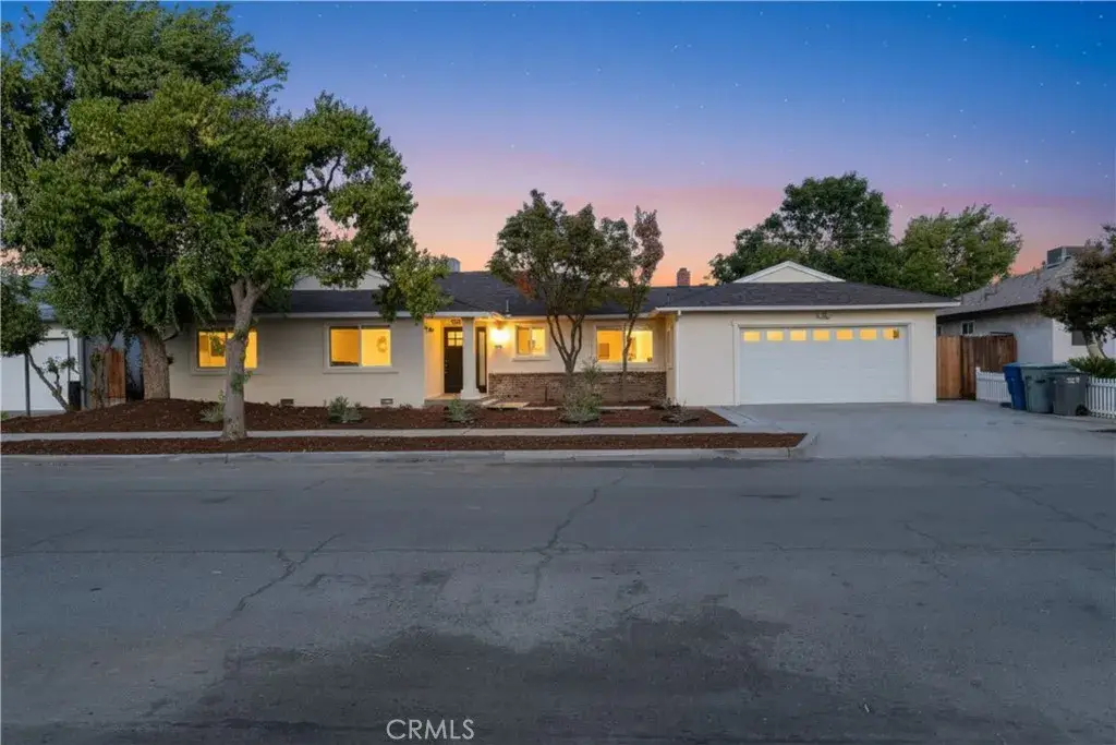 5676 N Callisch Ave, Fresno, CA 93710 - Image #1