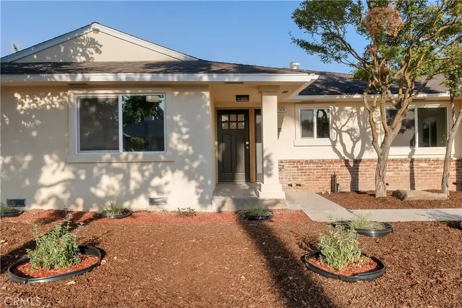 5676 N Callisch Ave, Fresno, CA 93710 - Image #2