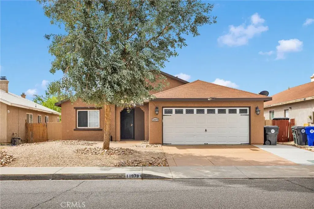 11979 Luna Road, Victorville, CA 92392 - Image #1