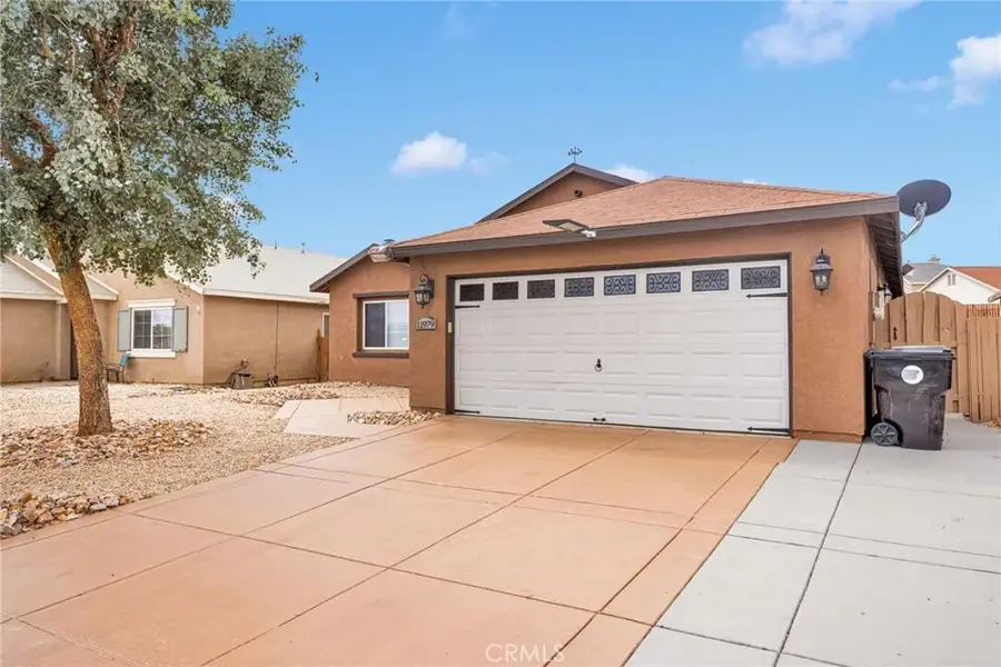 11979 Luna Road, Victorville, CA 92392 - Image #2