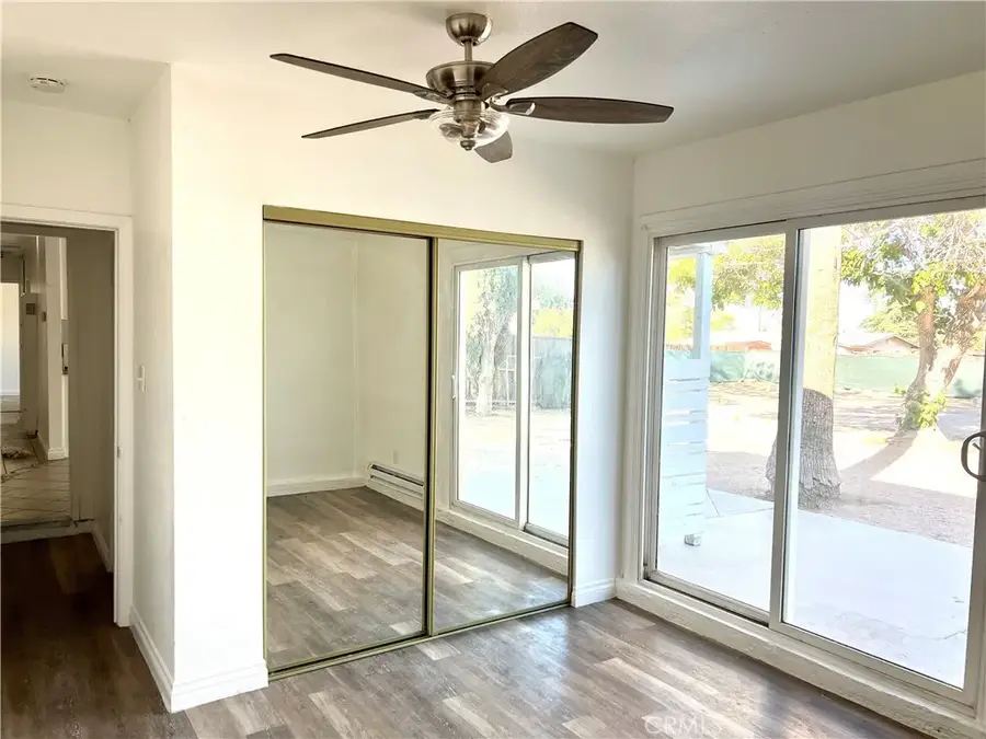 10393 Hemlock Avenue, Hesperia, CA 92345 - Image #2