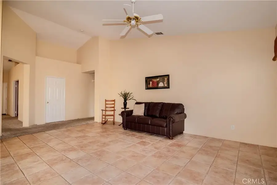 3829 Vitrina Lane, Palmdale, CA 93551 - Image #3