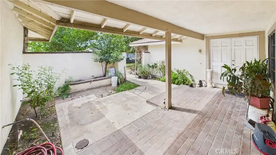 358 E Walnut, Rialto, CA 92376 - Image #3