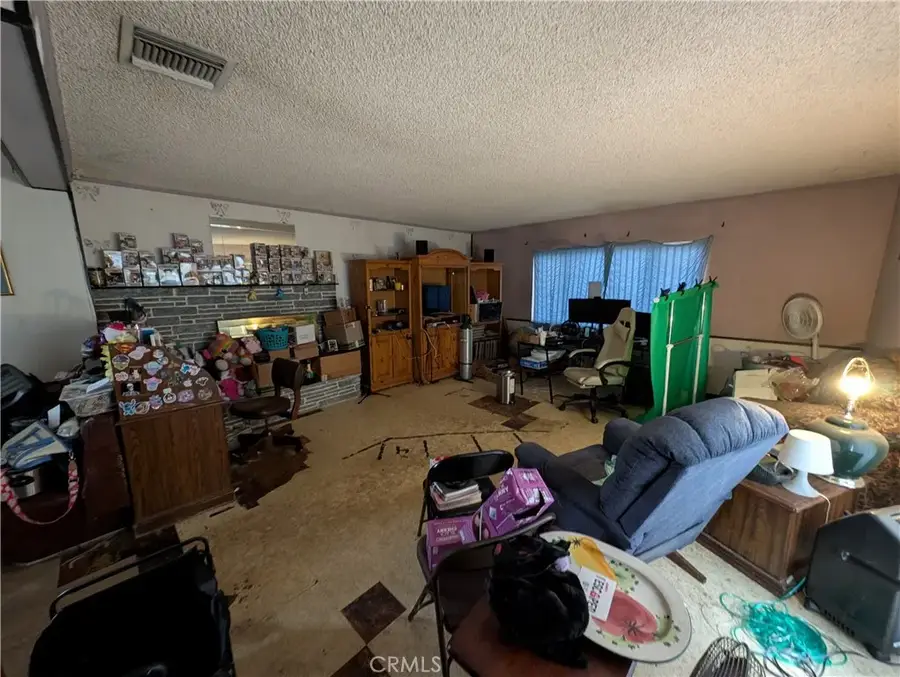 10037 Geneva, Montclair, CA 91763 - Image #2