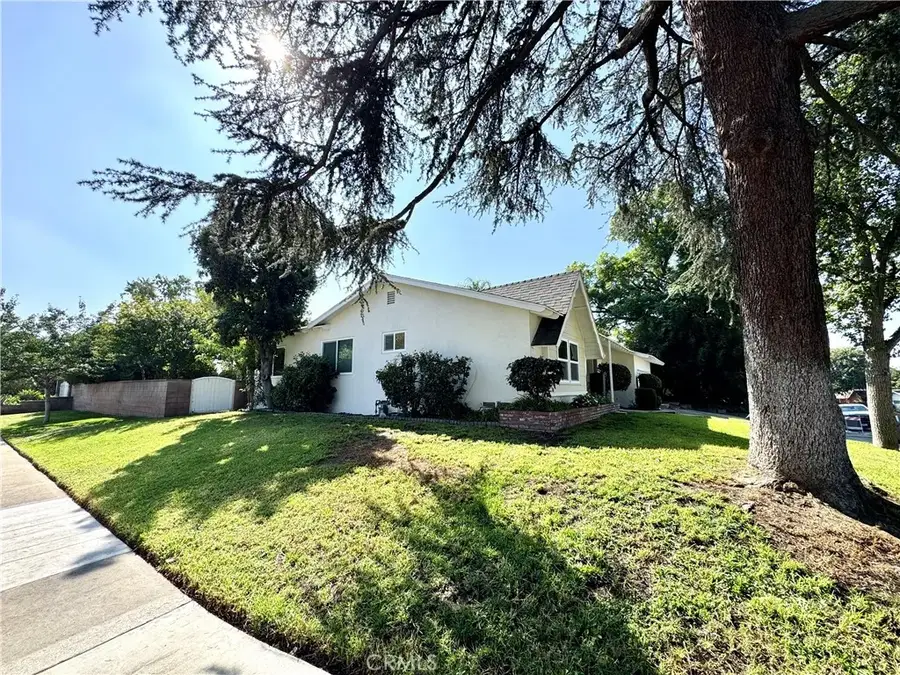 406 Marygrove Road, Claremont, CA 91711 - Image #3