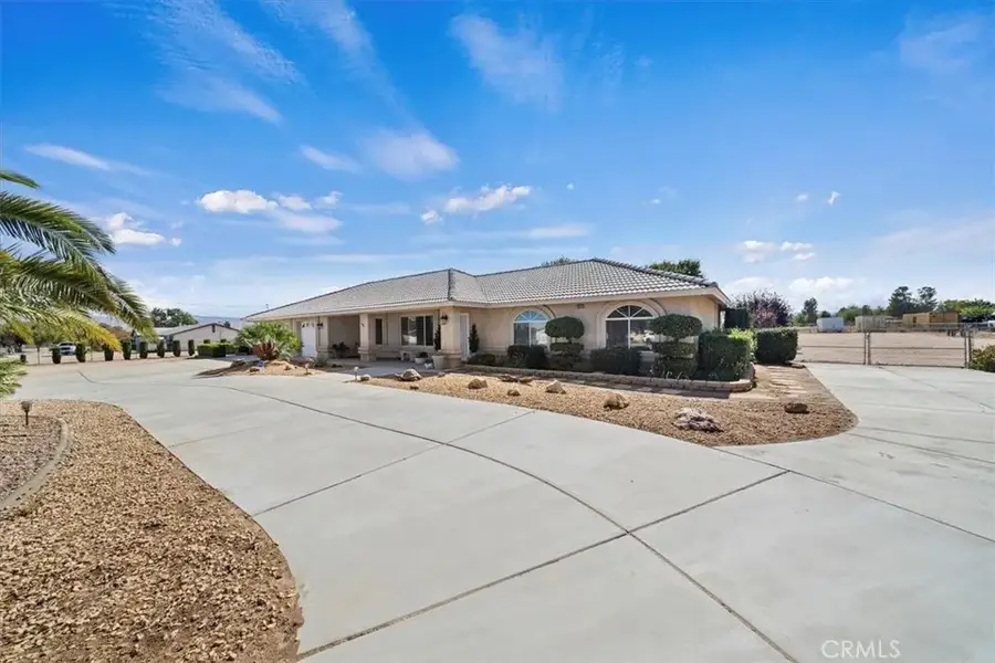 15845 Mesquite St, Hesperia, CA 92345 - Image #2
