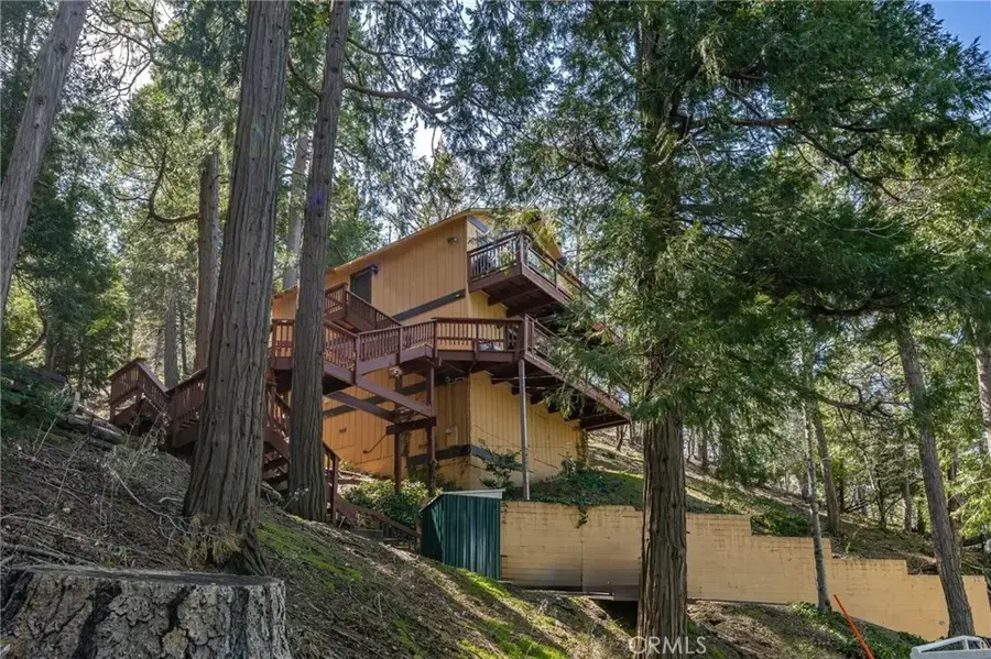 24333 Horst Drive, Crestline, CA 92325 - Image #3