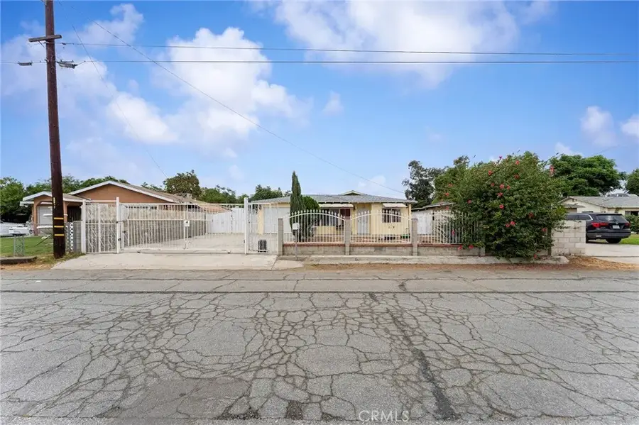 16448 Washington Drive, Fontana, CA 92335 - Image #2