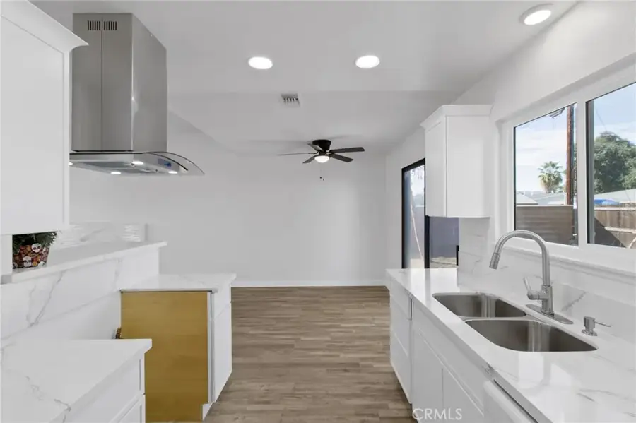 1403 Arlene St, Redlands, CA 92374 - Image #2