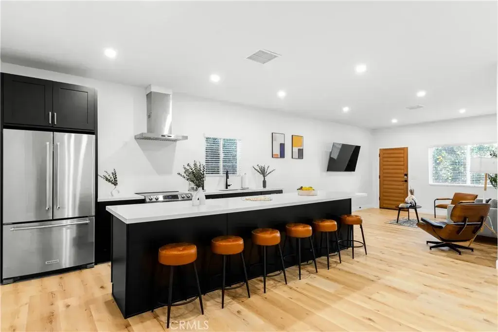 925 E 65th Street, Inglewood, CA 90302 - Image #1