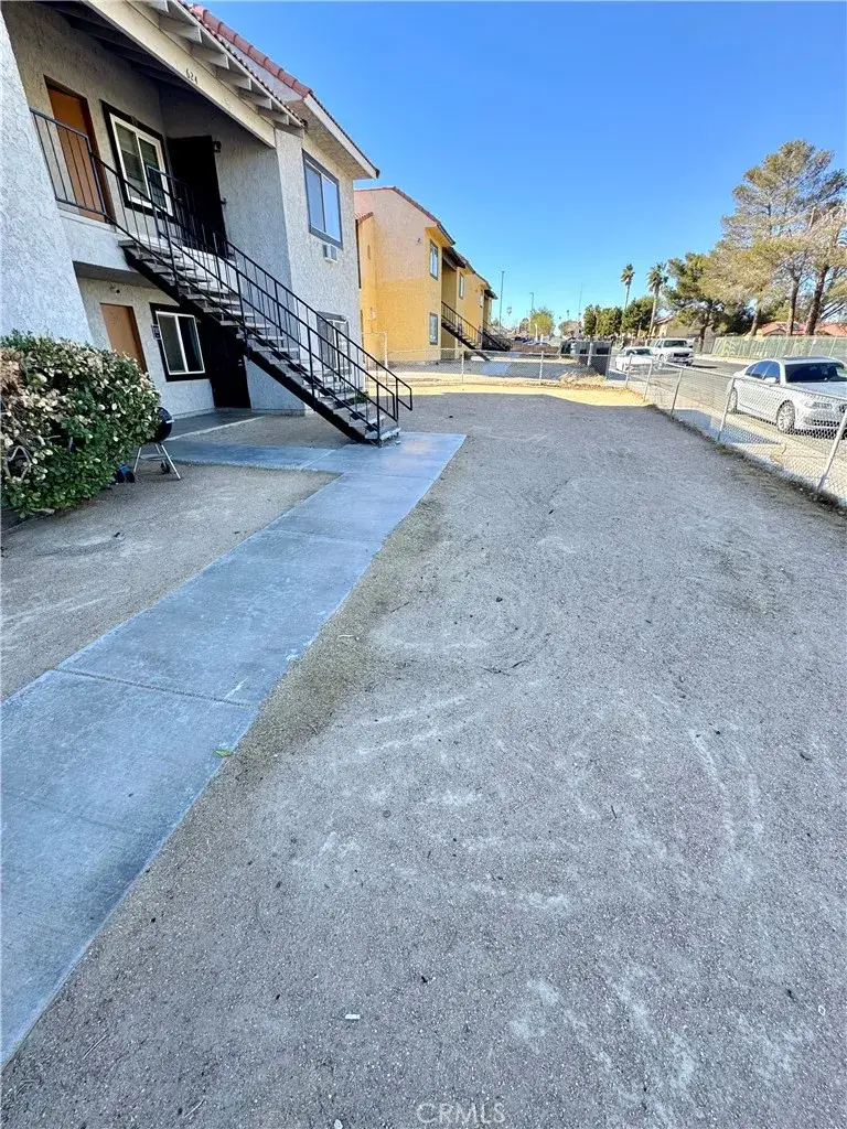 624 E Virginia Way, Barstow, CA 92311 - Image #3