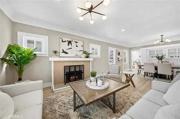 1220 W 46th Street, Los Angeles, CA 90037