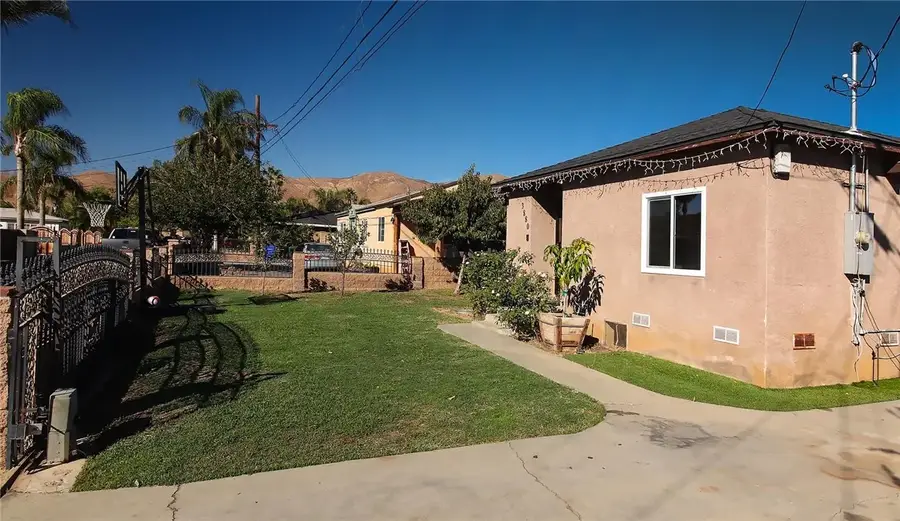 3880 Fox Tail, Jurupa Valley, CA 92509 - Image #2