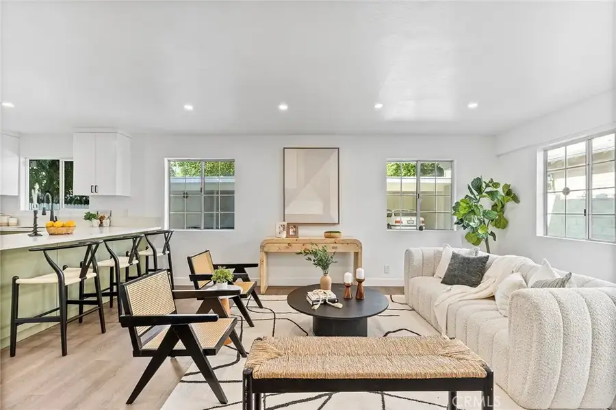 619 N Wilson Avenue #B, Pasadena, CA 91106 - Image #3