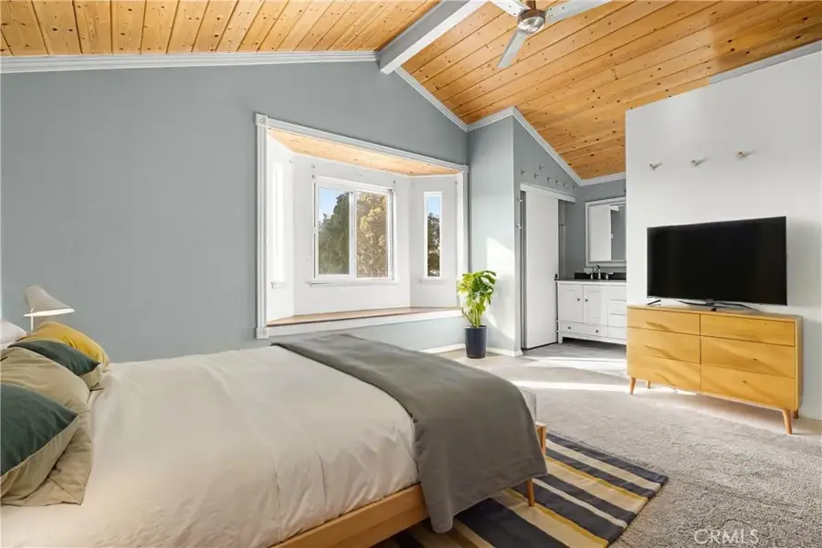 881 S Lamarr Street, Rialto, CA 92376 - Image #2