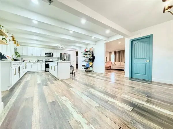 21868 Isatis Avenue, Apple Valley, CA 92307