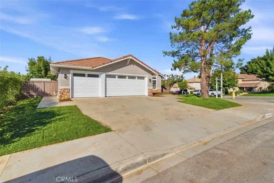 33630 Brushy Hollow, Yucaipa, CA 92399 - Image #2