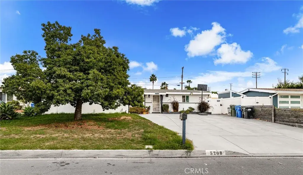 5208 N Leaf, Azusa, CA 91702 - Image #1