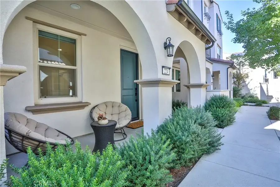 224 Babson Court, Claremont, CA 91711 - Image #2