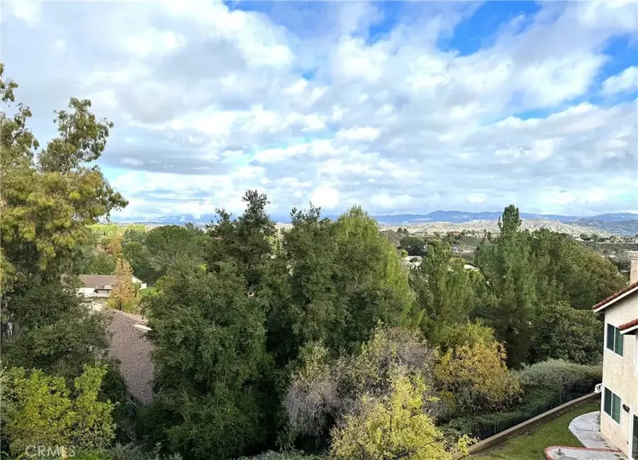 19727 Scarlet Meadow Drive, Newhall, CA 91321 - Image #3