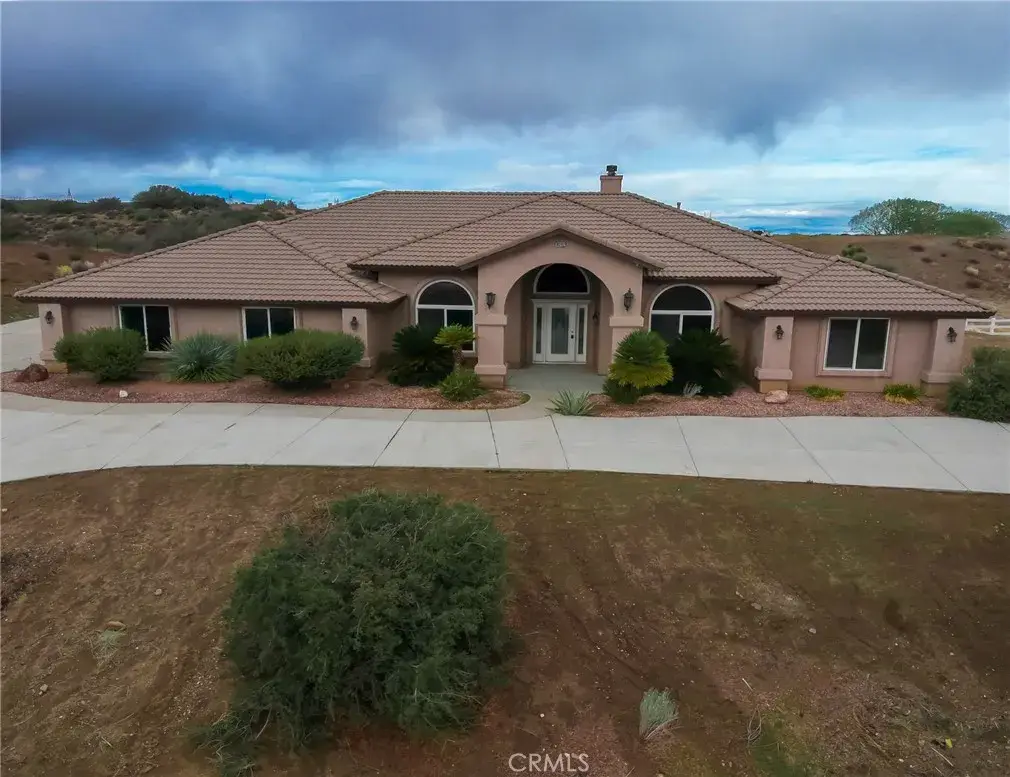 10282 Farmington, Oak Hills, CA 92344 - Image #1