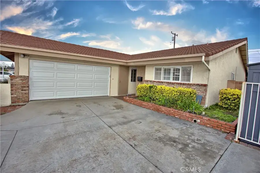 5338 Knoxville, Lakewood, CA 90713 - Image #2
