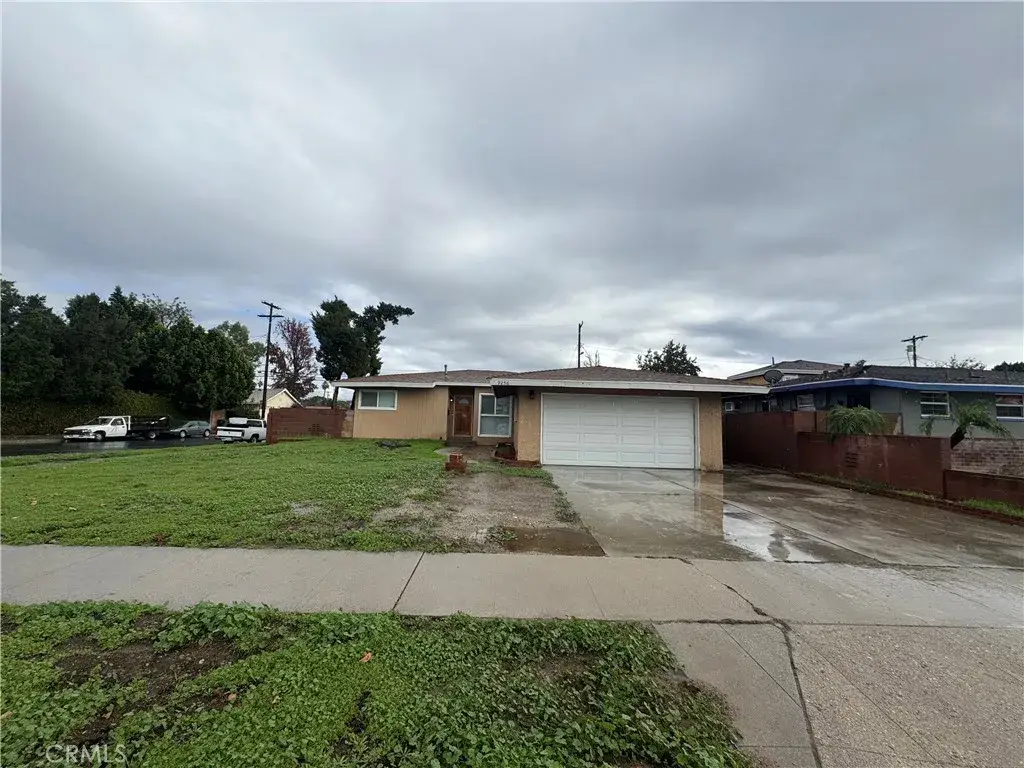 9256 Swinton Avenue, North Hills, CA 91343 - Image #1