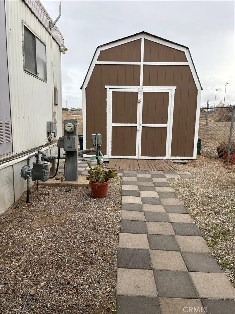 8655 Santa Fe East, Hesperia, CA 92345 - Image #3