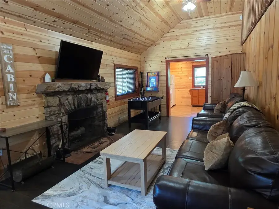 344 Edgemoor, Big Bear Lake, CA 92315 - Image #2