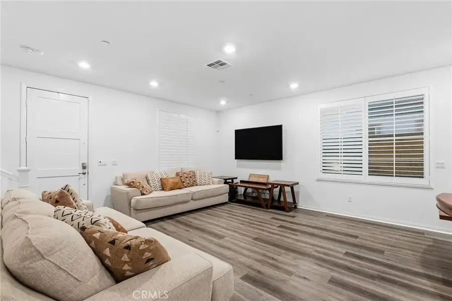 15185 Ridge, Fontana, CA 92336 - Image #3