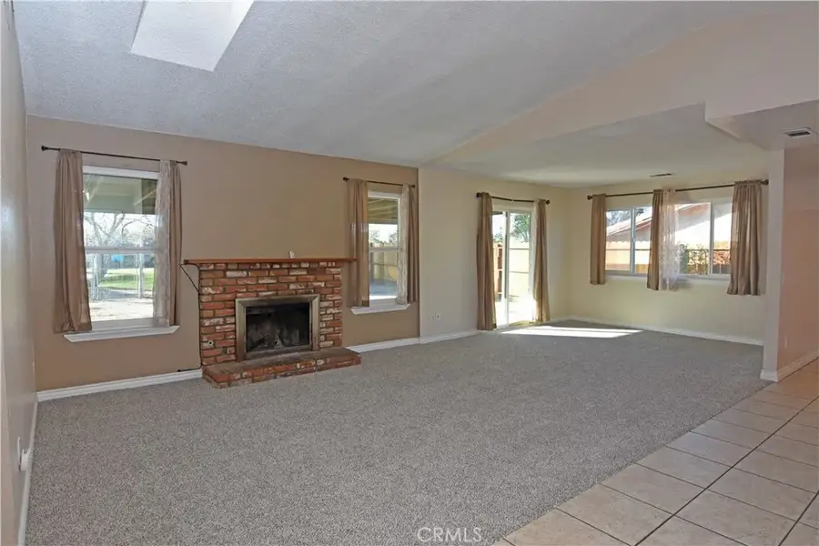 13728 Nassau, Victorville, CA 92395 - Image #2