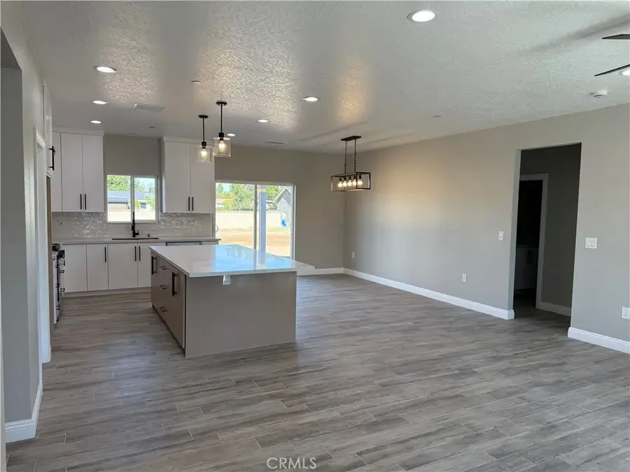 11182 Caribou Avenue, Apple Valley, CA 92307 - Image #2