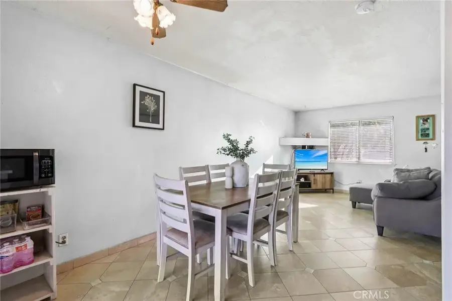 16362 Pine Street, Hesperia, CA 92345 - Image #3