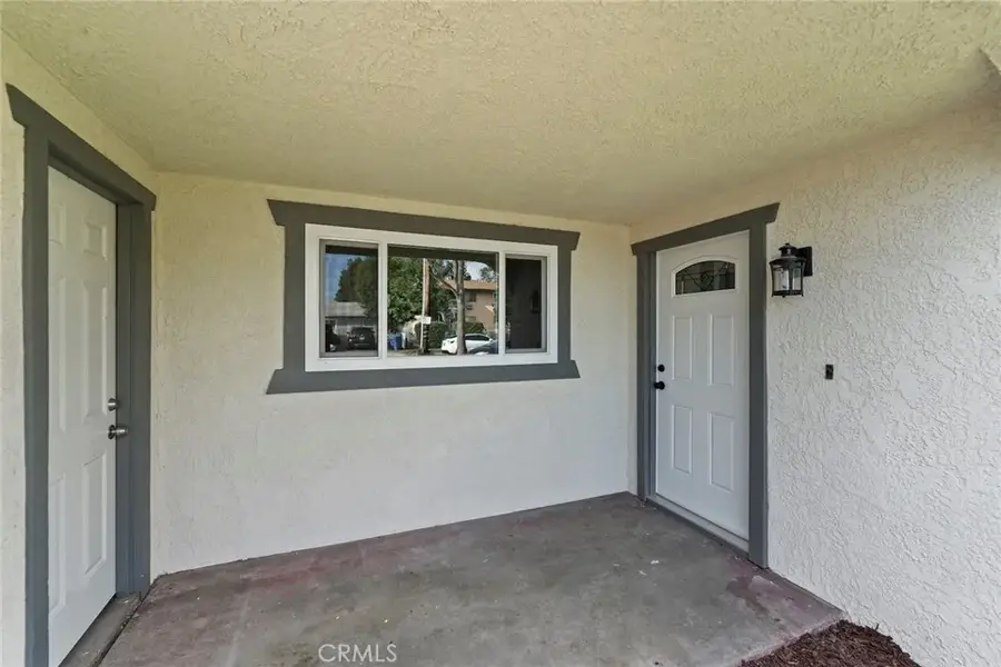 9352 Olive Street, Fontana, CA 92335 - Image #3