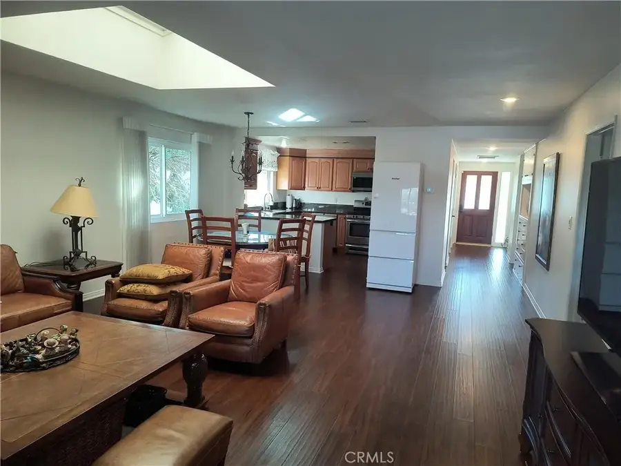 19335 Oak Crossing Road, Newhall, CA 91321 - Image #2