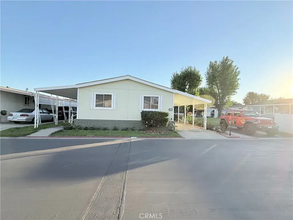 1456 Philadelphia #427, Ontario, CA 91761 - Image #1