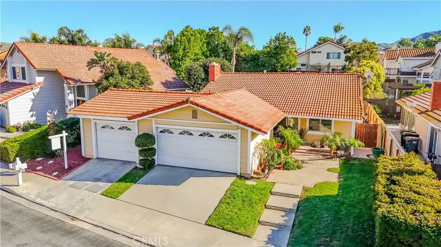 4875 Golden Ridge Dr, Corona, CA 92878 - Image #3