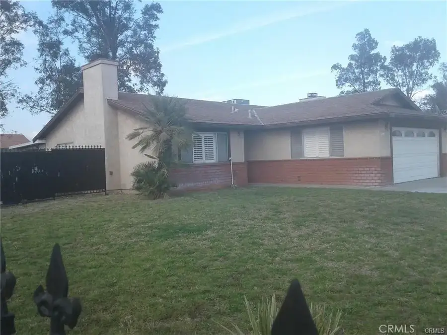 15308 Holly Drive, Fontana, CA 92335 - Image #2