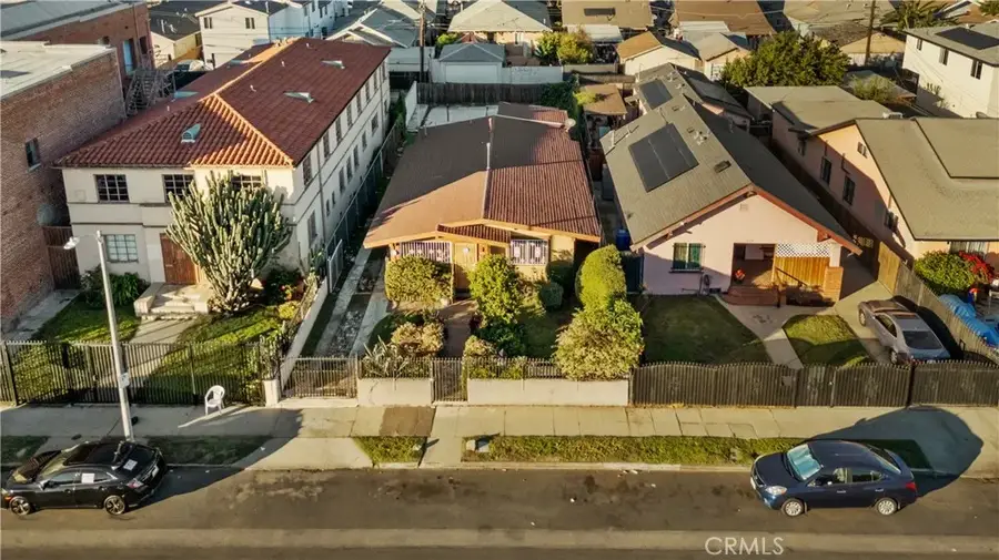 933 W 57th, Los Angeles, CA 90037 - Image #2