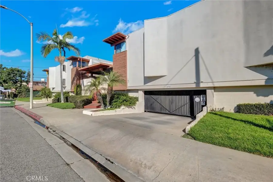 7033 Stewart And Gray Road #24, Downey, CA 90241 - Image #3