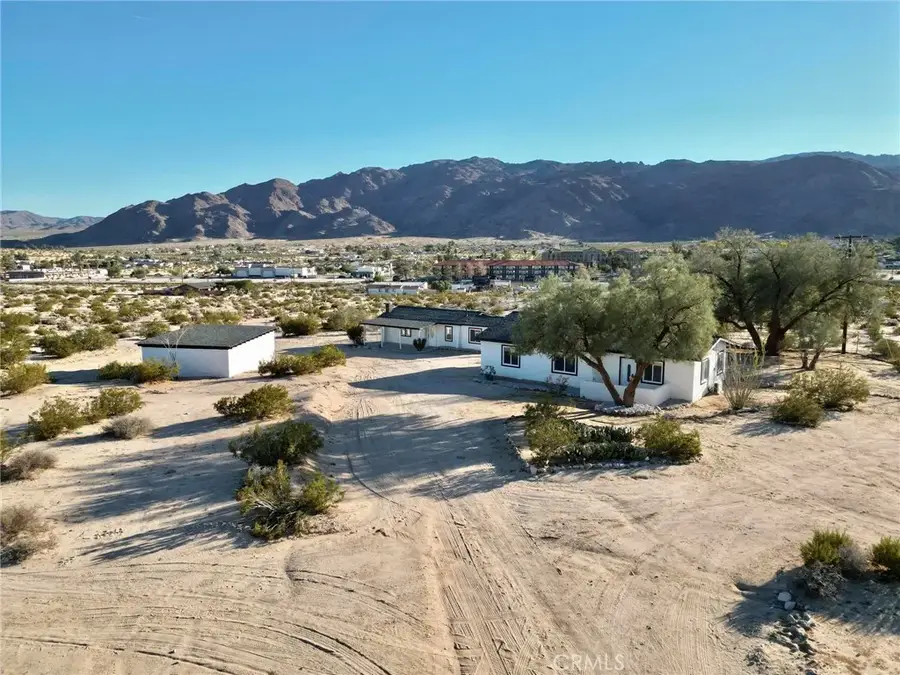 72555 Nicolson Dr, Twentynine Palms, CA 92277 - Image #2