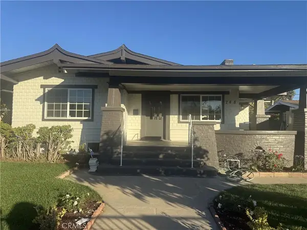 748 N Kenmore, Los Angeles, CA 90029