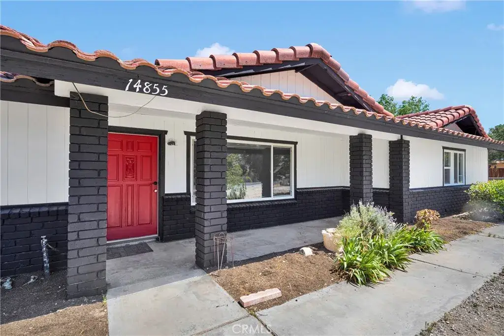 14855 Flathead Road, Apple Valley, CA 92307 - Image #1