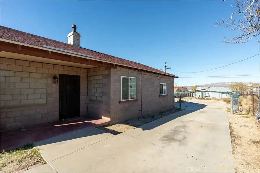 1201 Flora Street, Barstow, CA 92311 - Image #3