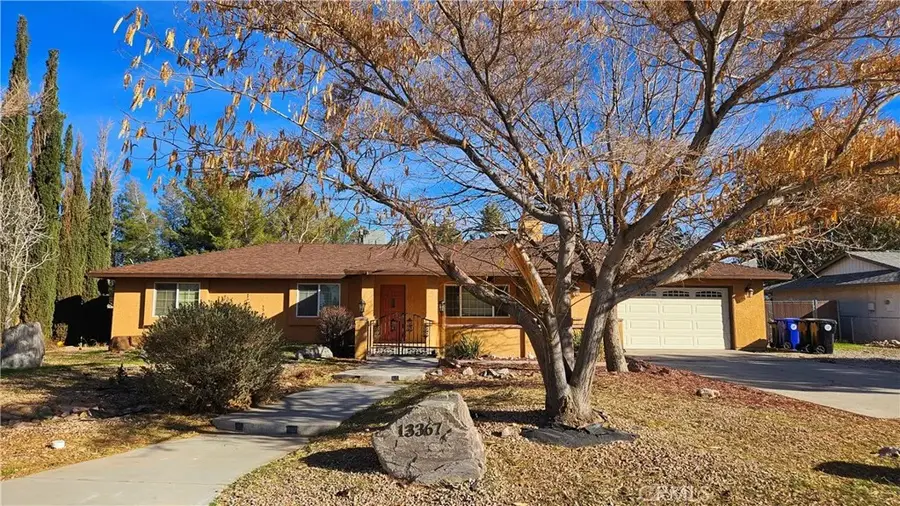13367 Apple Blossom Lane, Apple Valley, CA 92308 - Image #2