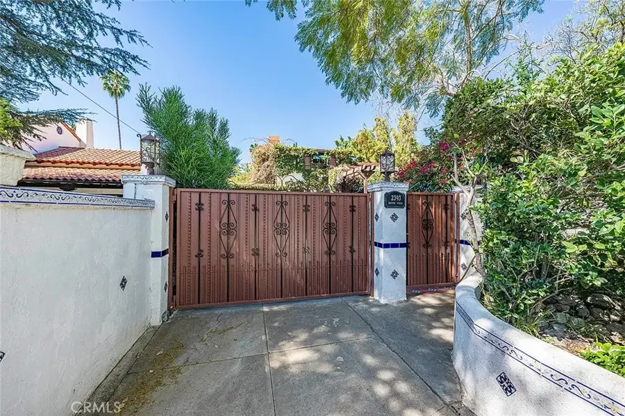2393 Allen Avenue, Altadena, CA 91001 - #2