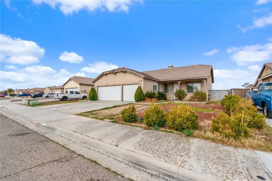 10726 Thorndale, Adelanto, CA 92301 - Image #3