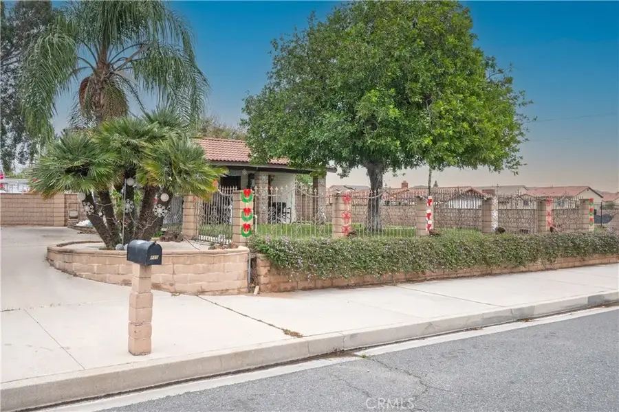 825 Acacia, Rialto, CA 92376 - Image #2