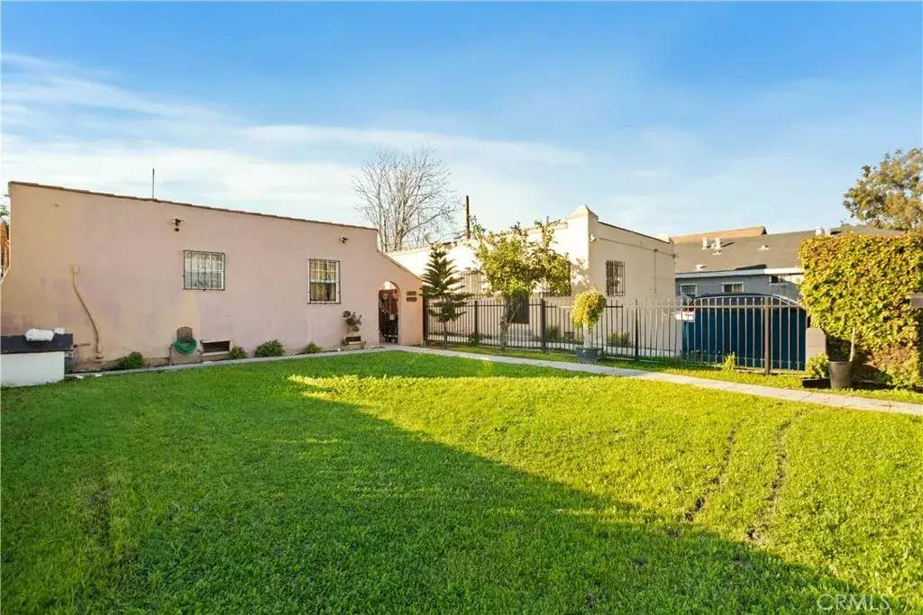 8449 S Main, Los Angeles, CA 90003 - #1